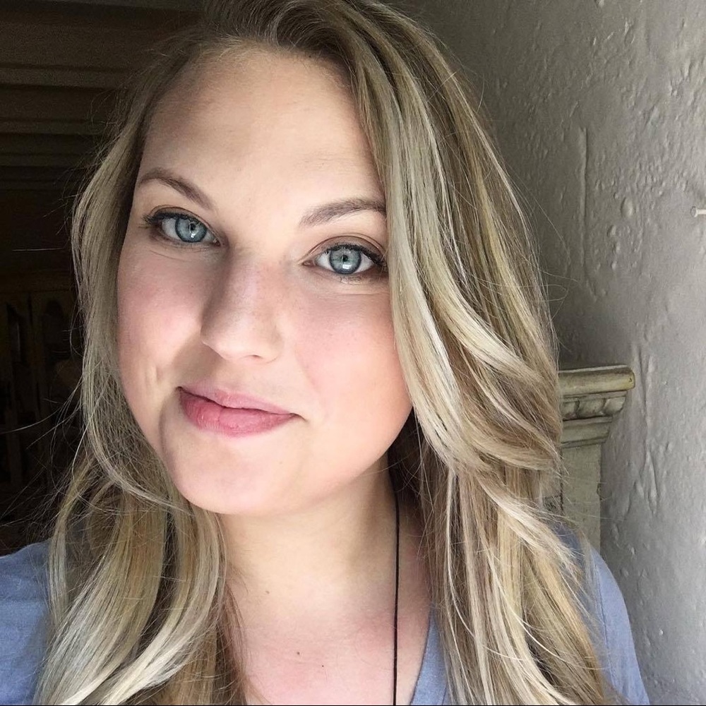 Meet your Posher, Ashley